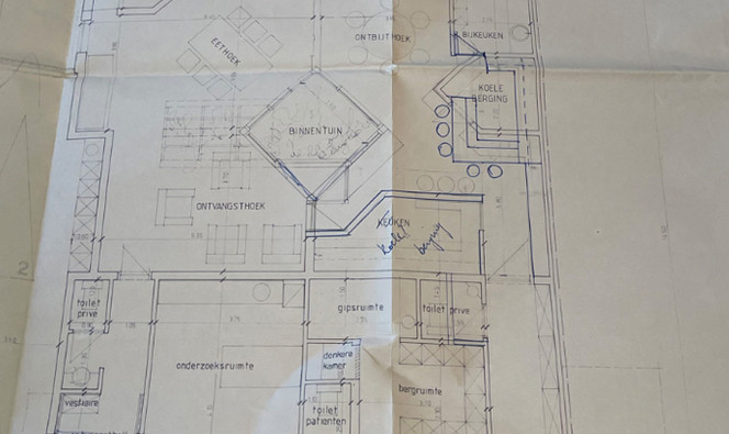 Gebouw voor gemengd gebruik te koop in Oostkamp